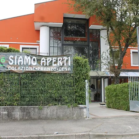 Bistro By Sigor Penzion *